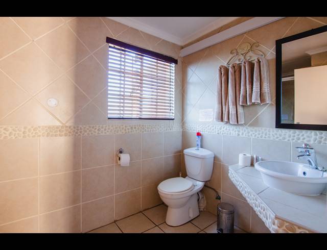 13 BEDROOM GUEST HOUSE FOR SALE IN JATNIEL
